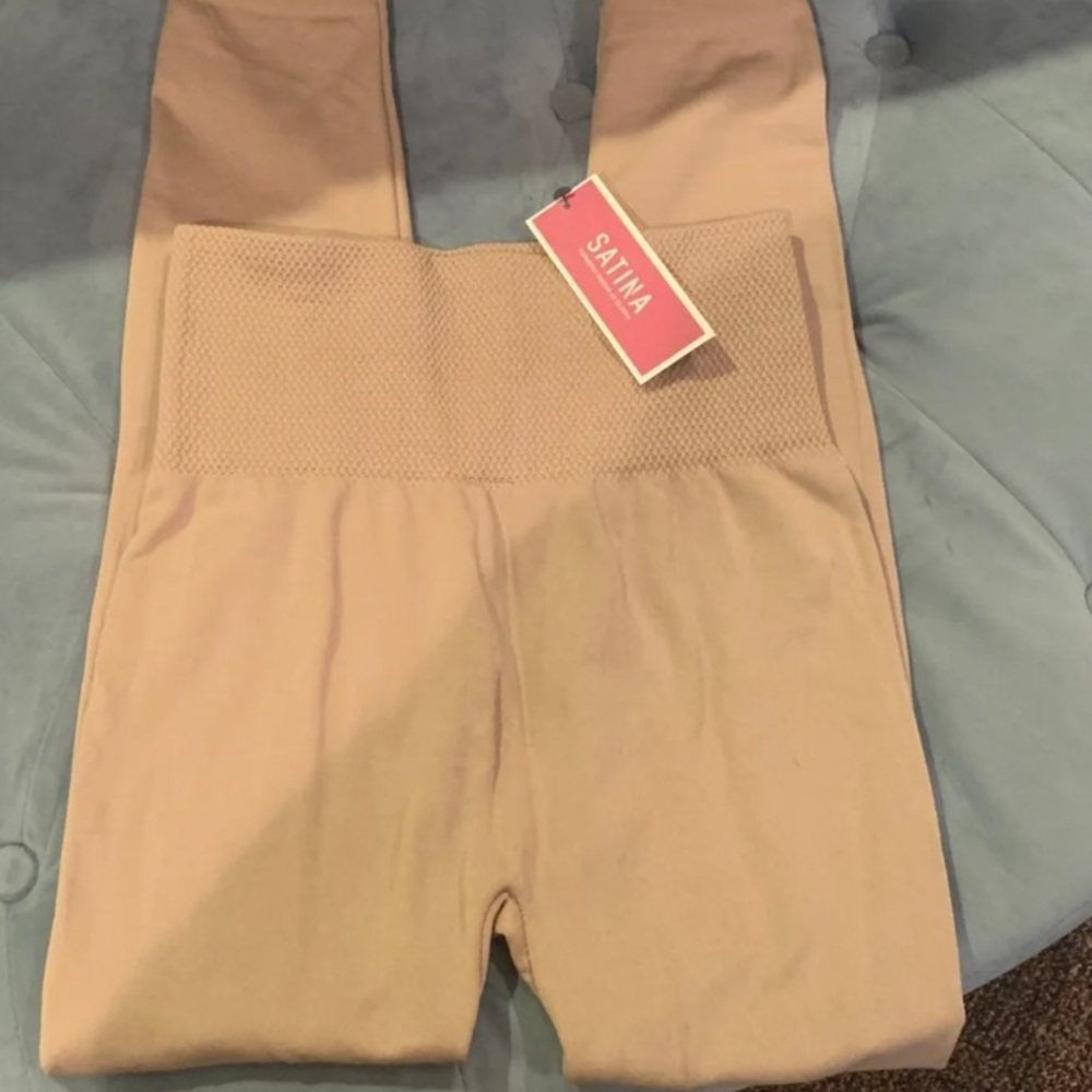 Wide waist band leggings